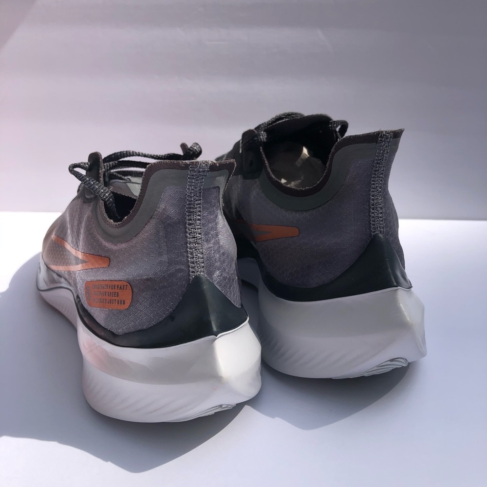 New NIKE ZOOM GRAVITY MENS - Picture 3 of 7
